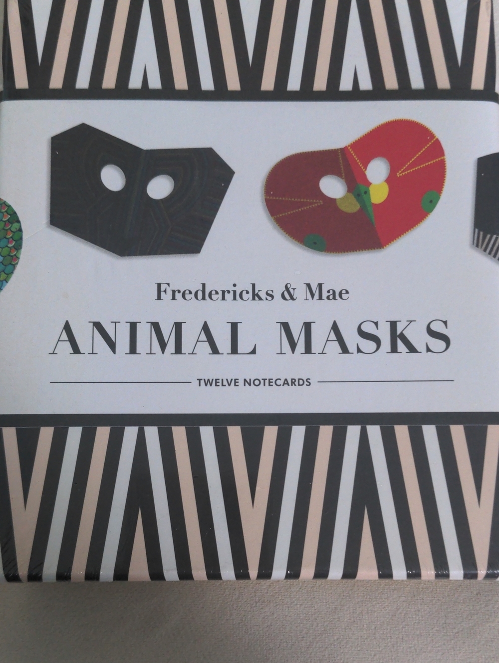 NWT Animal Masks Notecards, 12 Masks, Halloween, Party